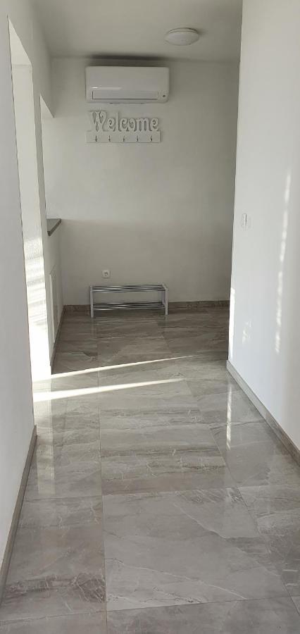 Apartmani Naomi&Leo Senj  Exterior foto