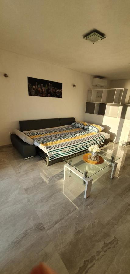Apartmani Naomi&Leo Senj  Exterior foto