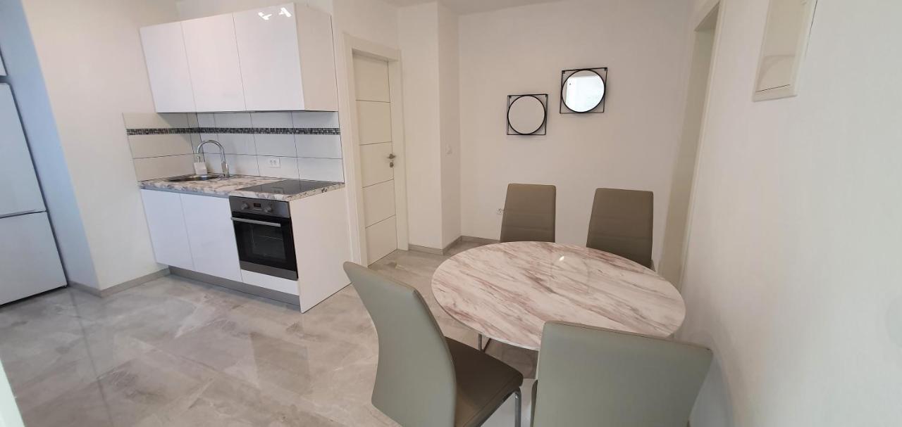 Apartmani Naomi&Leo Senj  Exterior foto